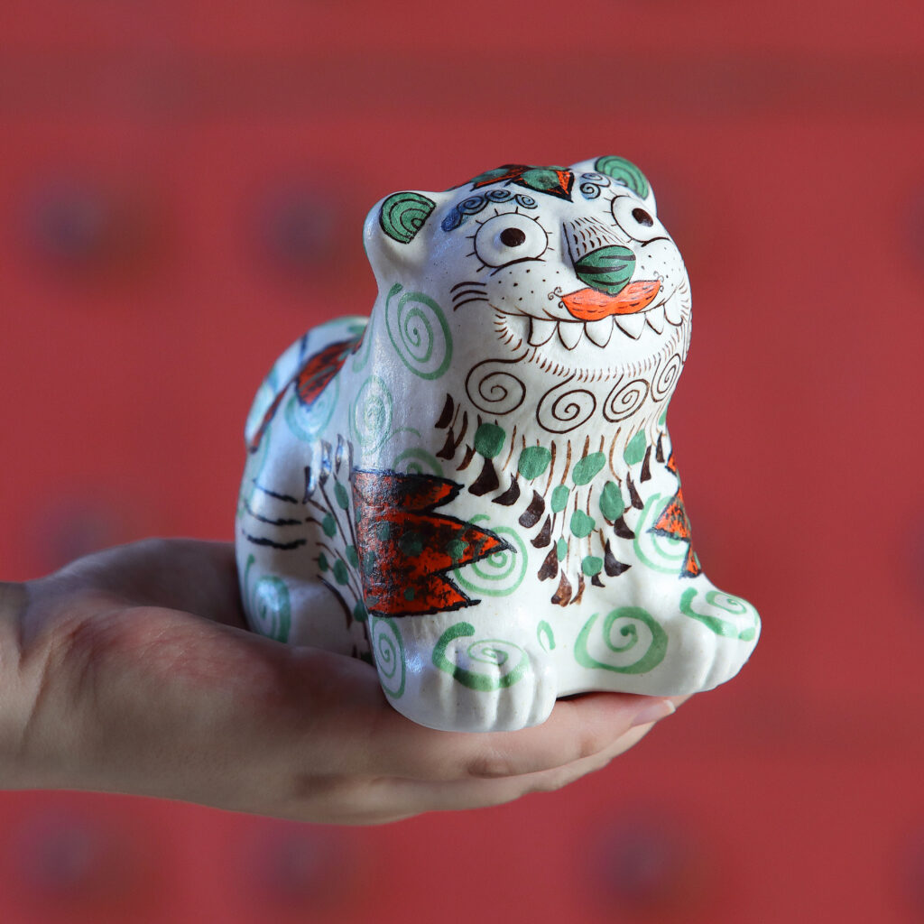 トウカムリガイ 彫刻 アート オブジェ 白虎 置物 骨董品 コレクション25cm トウカムリガイ 彫刻 アート オブジェ 白虎 置物 骨董品 コレクション